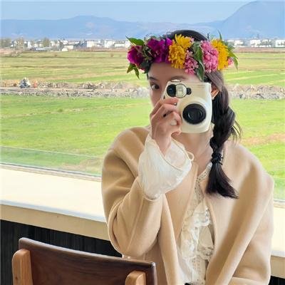 钱不够用海报